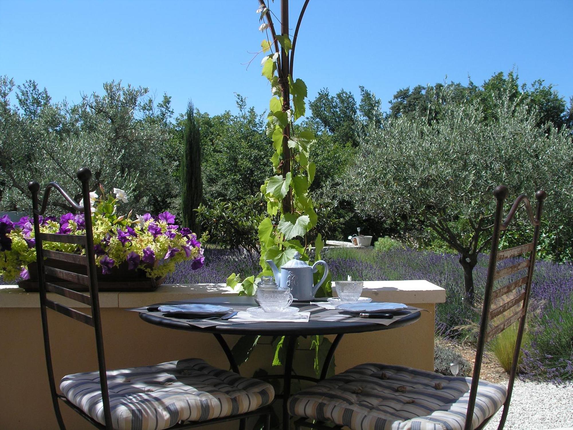 Clos Des Lavandes - Chambres Et Suites De Charme Climatisees-Luberon Lacoste  Exterior photo