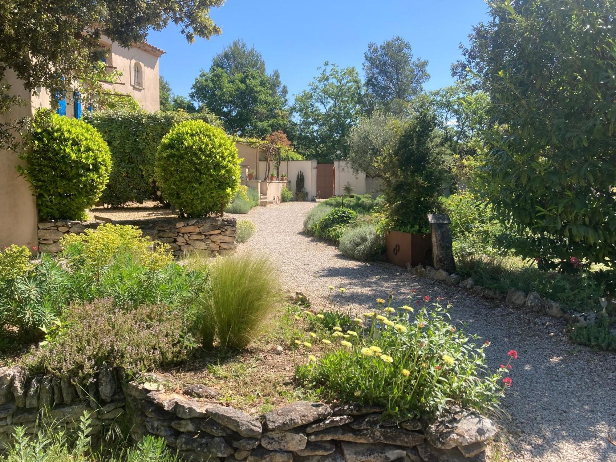 Clos Des Lavandes - Chambres Et Suites De Charme Climatisees-Luberon Lacoste  Exterior photo