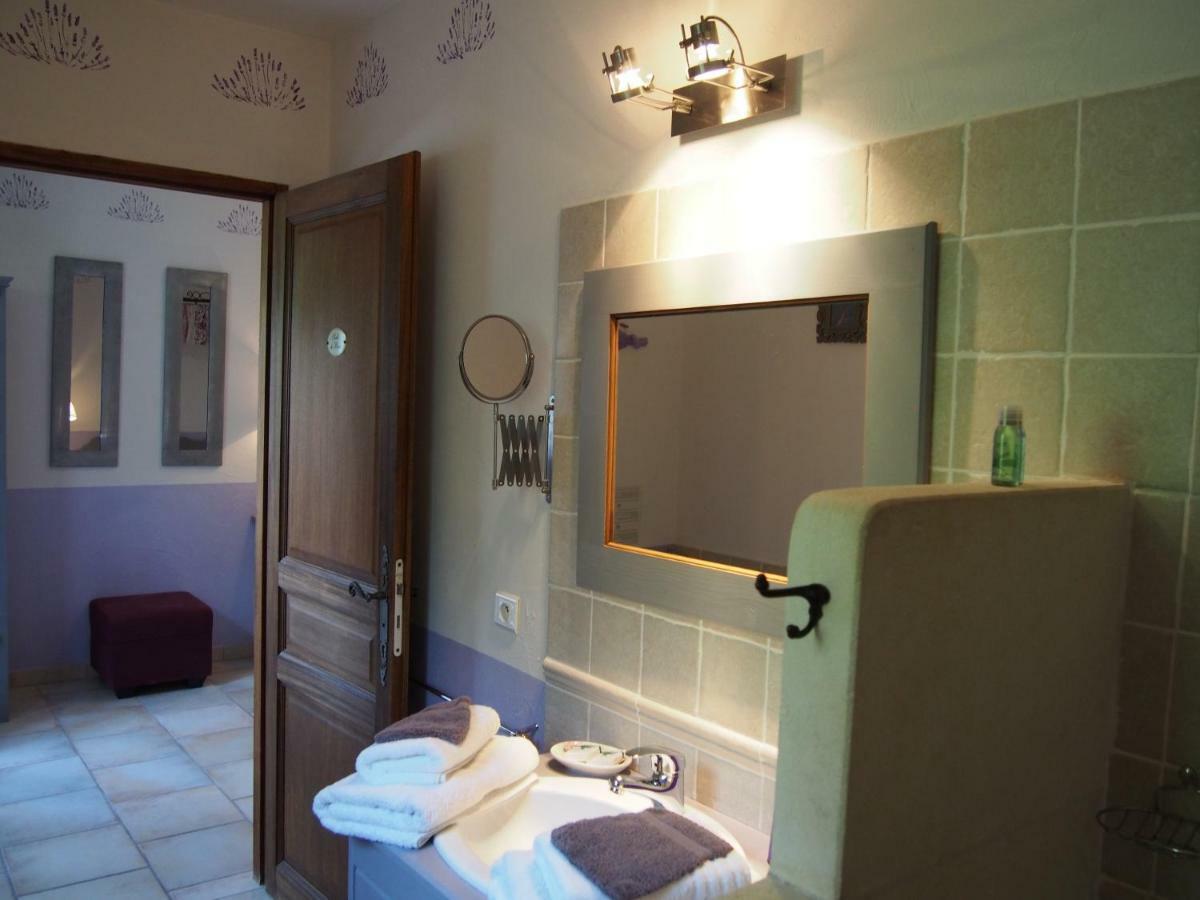 Clos Des Lavandes - Chambres Et Suites De Charme Climatisees-Luberon Lacoste  Exterior photo